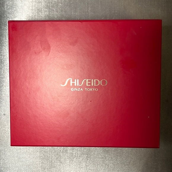 Shiseido  pack of 6 products - Picture 3 of 17
